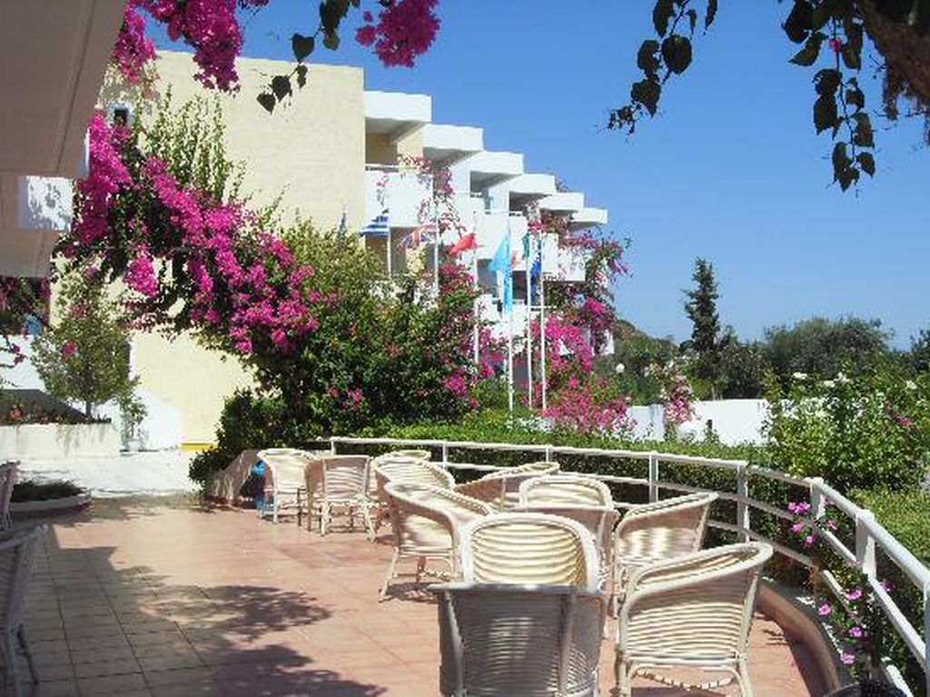 Iris Hotel Afantou Exterior foto